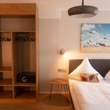 酒店 赫恩伯德与斯坦戴克酒店 3*